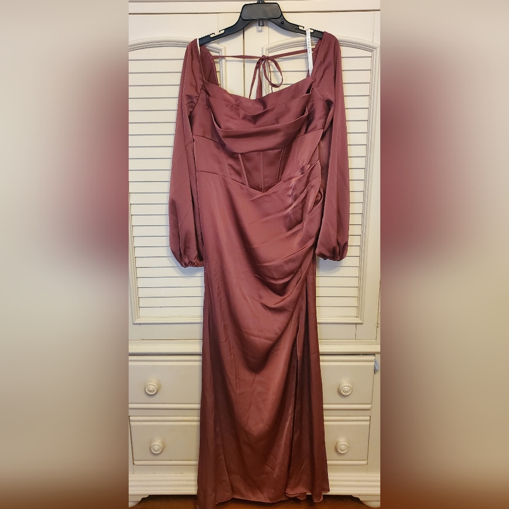 Azazie Mauve Long-Sleeve Stretch Satin Corset Gown Size A16 - Picture 4 of 8